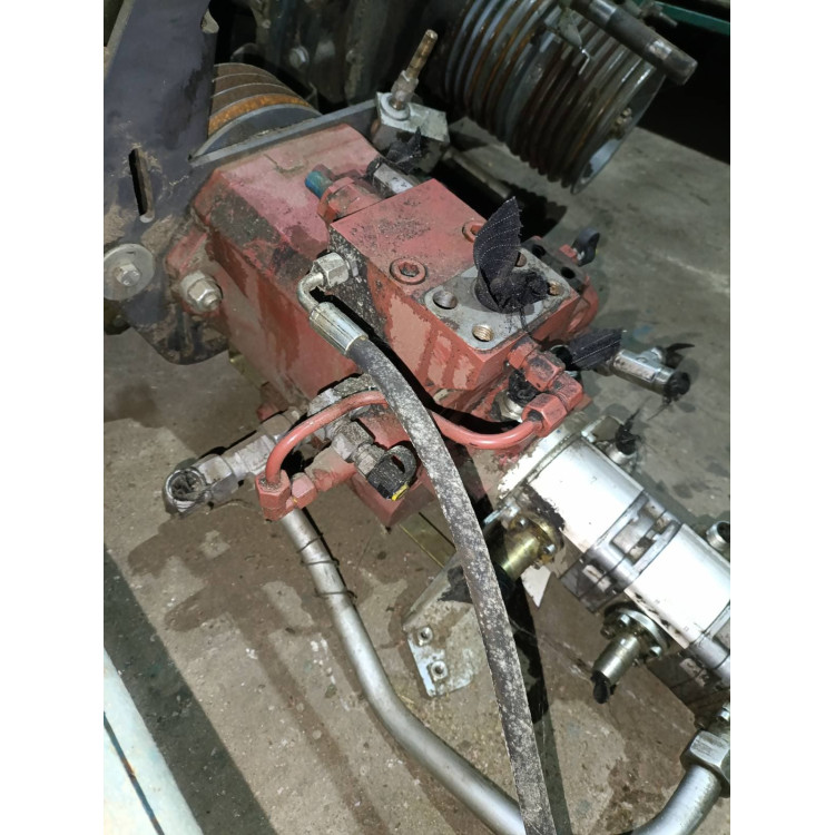 Гідравлічний мотор Linde HPV135-02 0023121090 Claas Гідравлічний мотор Linde HPV135-02 0023121090 Claas