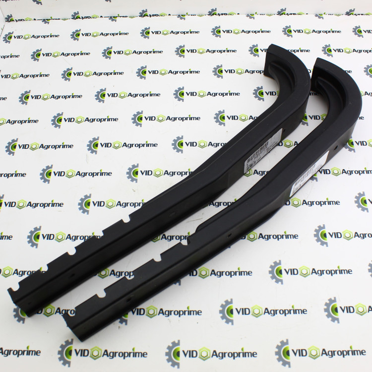 Пластина пластикова AH218632 John Deere