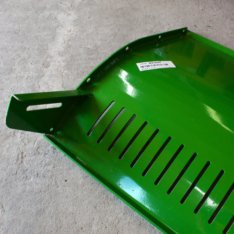 Днище подрібнювача AH218187  John Deere