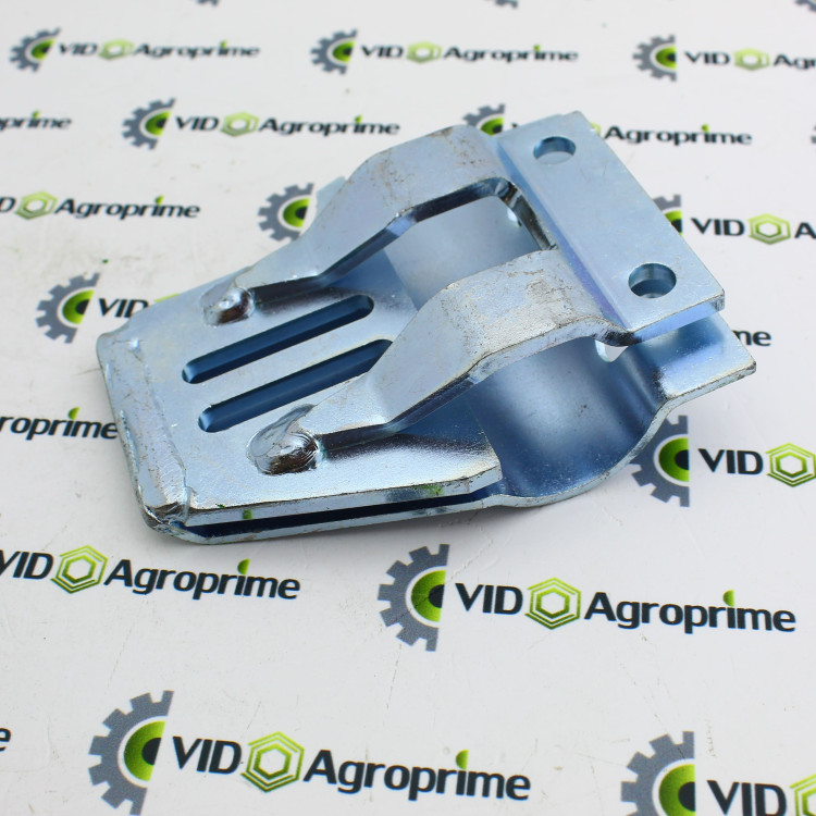 Прижим ножа жниварки, зщахист AH201329 John Deere