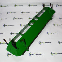 Нижній внутрішній кронштейн AA85582  John Deere 