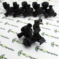 Корпус розпилювача на 3 форсунки, 83674053 KUHN