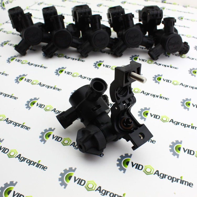 Корпус розпилювача на 3 форсунки, 83674053 KUHN