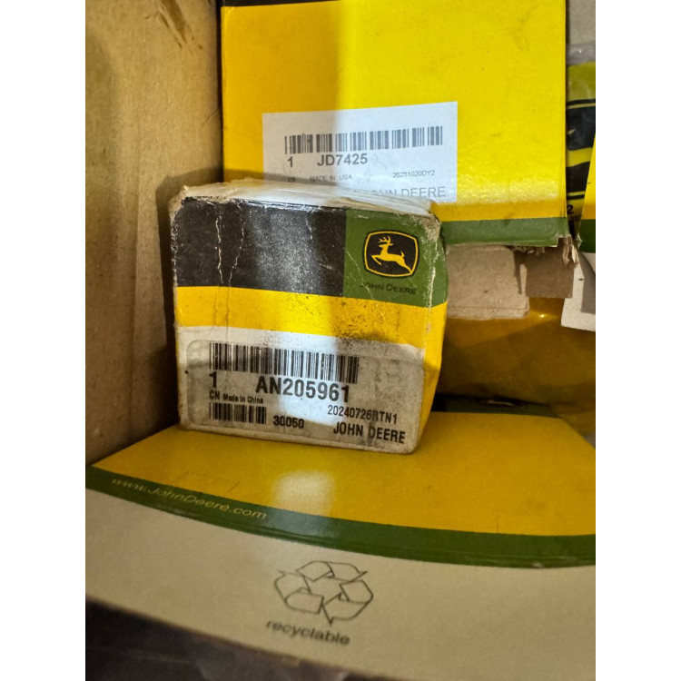 Ролик натяжний приводного ременя AN205961 для John Deere