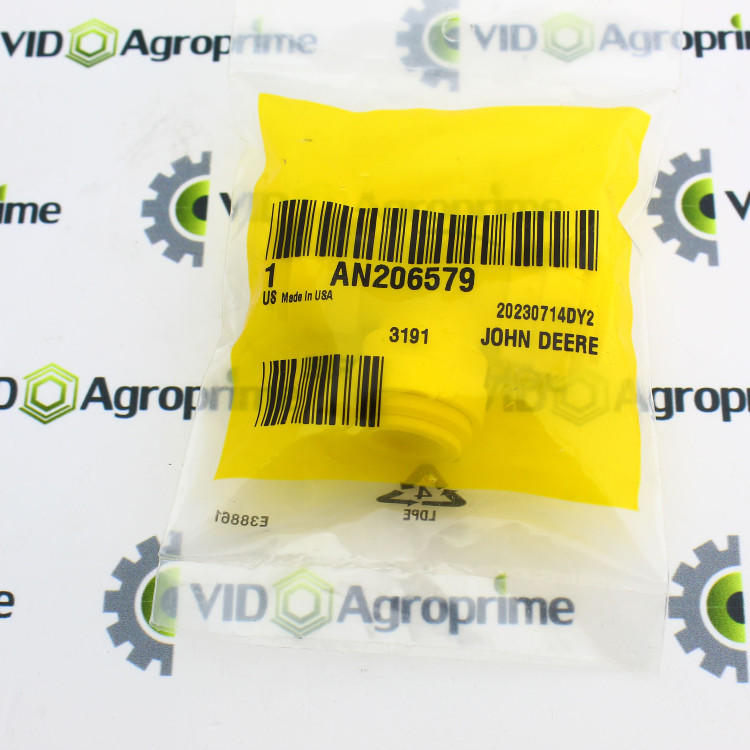 Трійник AN206579 John Deere